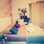 Daizy Boutique Laganas
