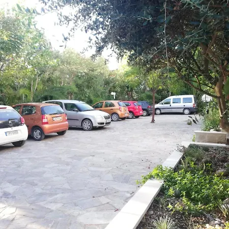 Apartment Daizy Boutique Laganas