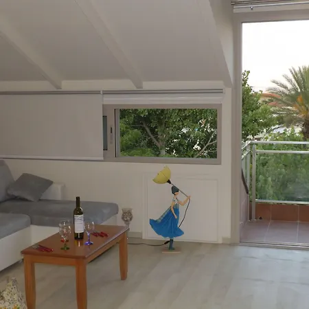 Apartament Daizy Boutique Laganas