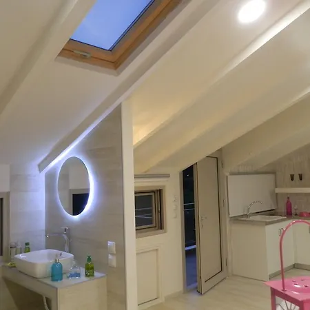 Apartament Daizy Boutique Laganas