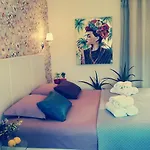 Daizy Boutique Apartment