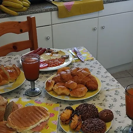 Daizy Boutique Apartman Laganász