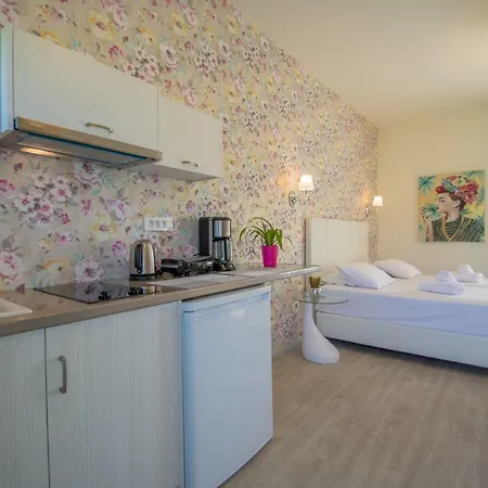 Daizy Boutique Apartman *